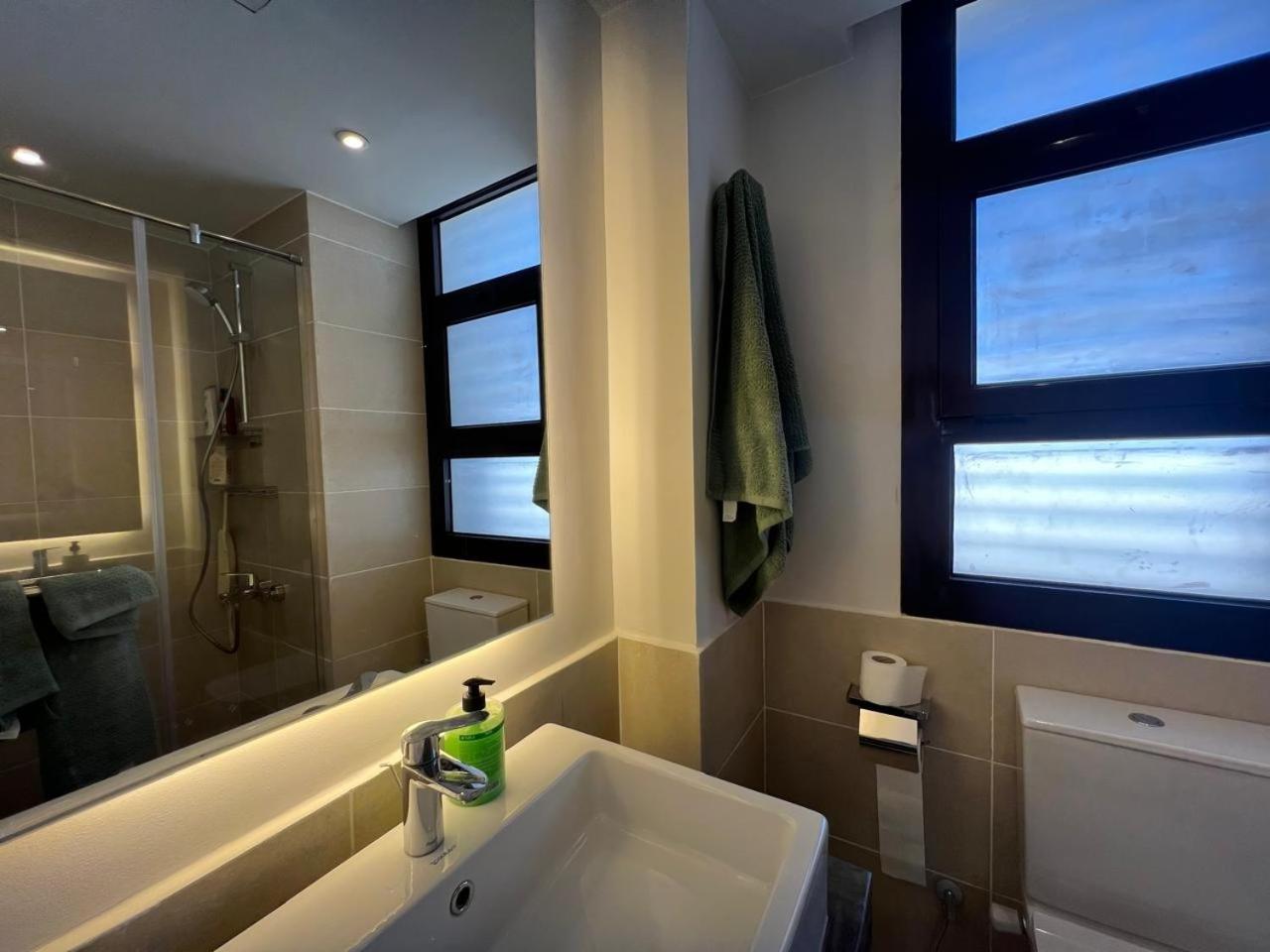 Vilă New! Cyan Villa| Private Pool - Lagoon & Golf View *