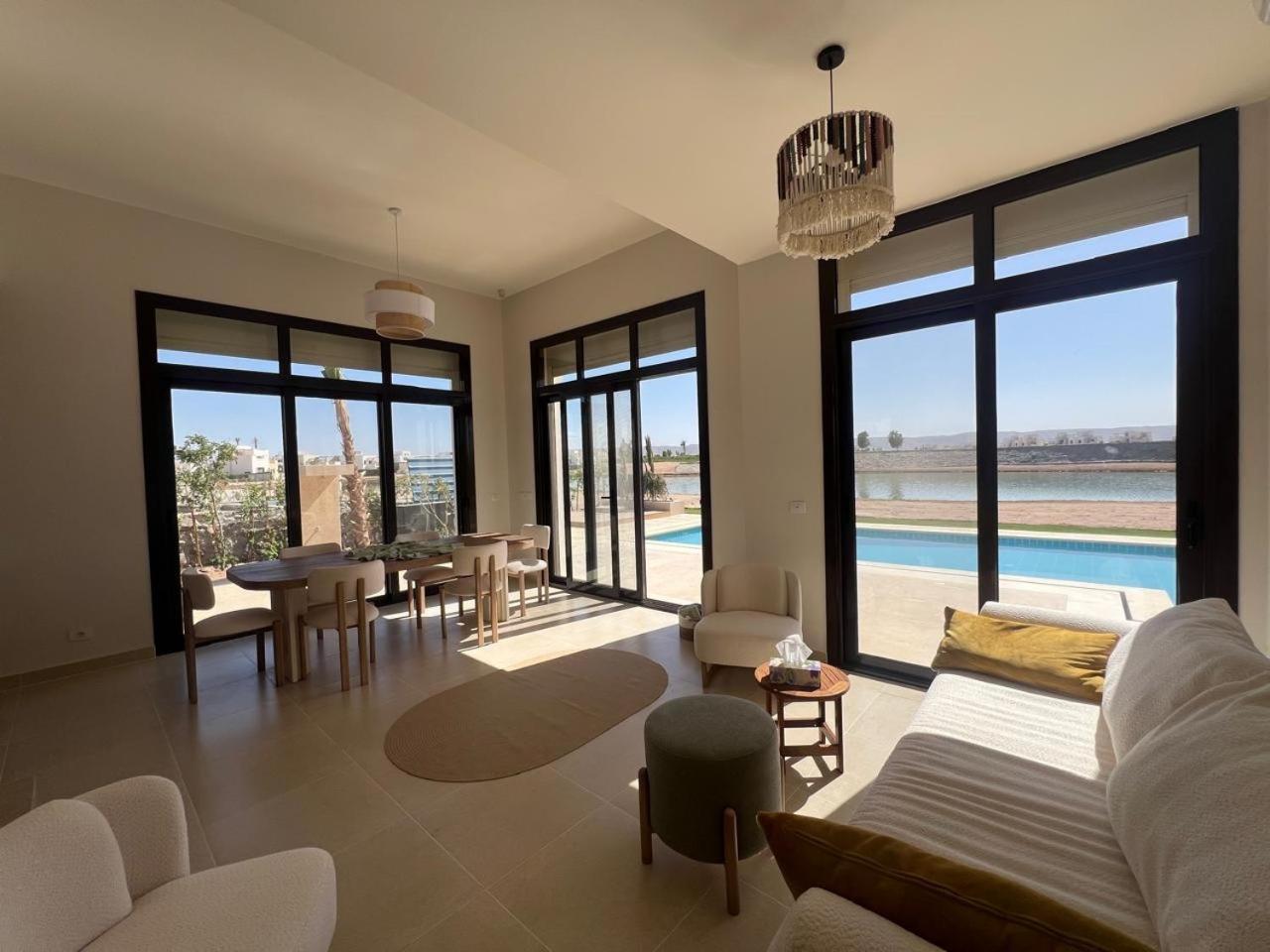 New! Cyan Villa| Private Pool - Lagoon & Golf View Vilă *